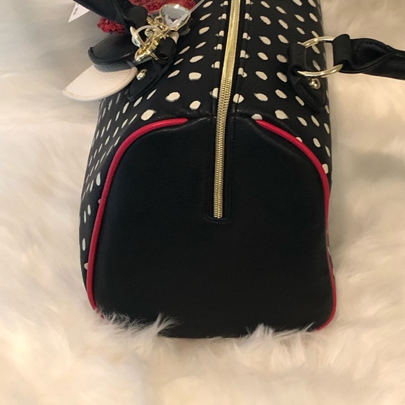 Betsey Johnson Barrel Bag - Picture 2 of 4